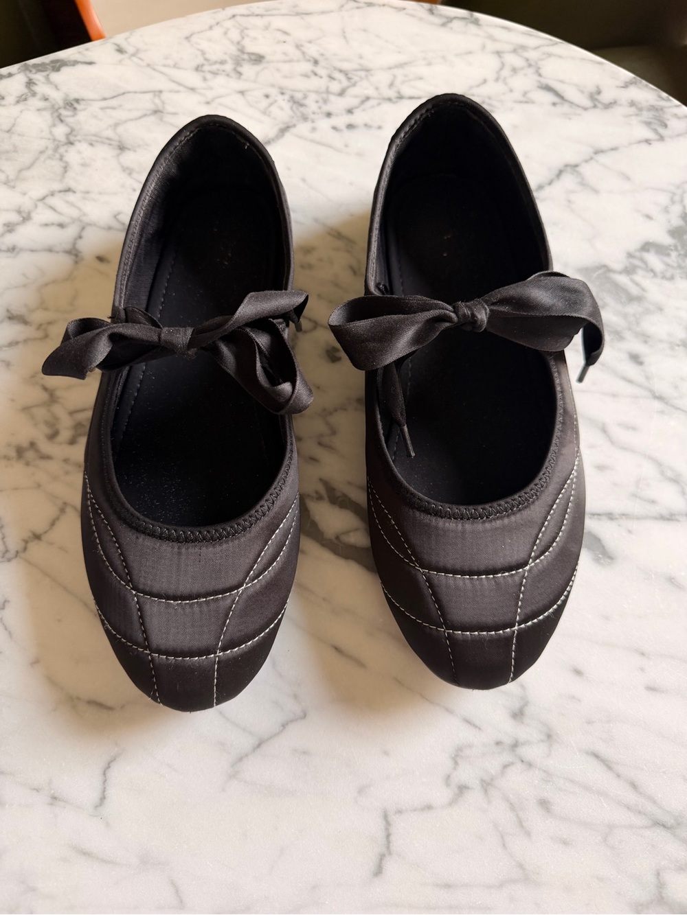 Zara Quilted Satin Sneakerina Black Ballet Flats with Satin Bow